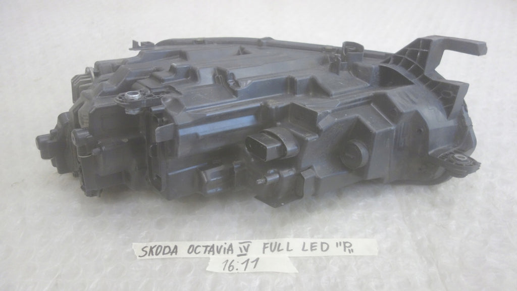 Frontscheinwerfer Skoda Octavia IV 5E4941016 LED Rechts Scheinwerfer Headlight SCH9391437797ii