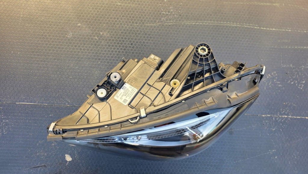 Frontscheinwerfer Mercedes-Benz W206 A2069064703 Links Scheinwerfer Headlight SCH9637677184nd