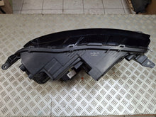 Laden Sie das Bild in den Galerie-Viewer, Frontscheinwerfer Ford Ecosport GN15-13D155-HE Links Scheinwerfer Headlight SCH7055844814ow