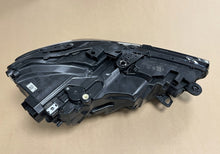 Laden Sie das Bild in den Galerie-Viewer, Frontscheinwerfer Audi A5 8B3941035M LED Links Scheinwerfer Headlight SCH9916149832xt