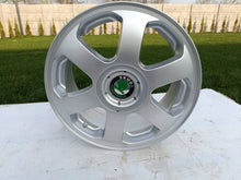 Load image into Gallery viewer, 1x Alufelge 15 Zoll 43ET Glanz Silber 1U0601025A Skoda Octavia I Rim Wheel FEL1447032344uo