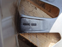 Laden Sie das Bild in den Galerie-Viewer, 1x Alufelge 17 Zoll 7.5" 5x108 52 5ET Silber FJ5C-1007-A1A Ford Rim Wheel FEL2182461773qi
