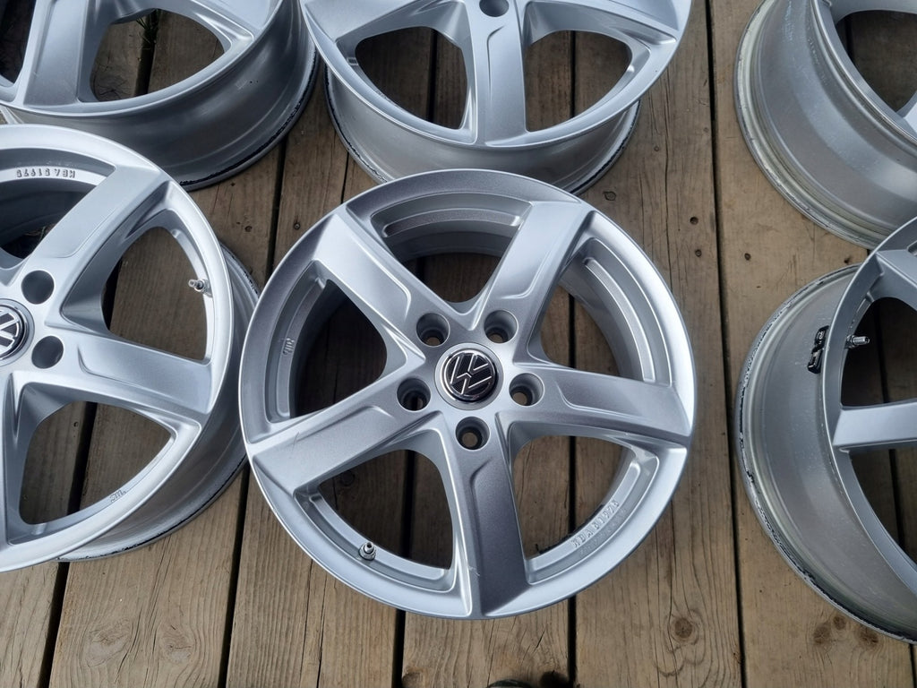 4x Alufelge 16 Zoll 6.5" 5x112 46ET Glanz KBA51975 VW Golf Rim Wheel FEL9944229779kg