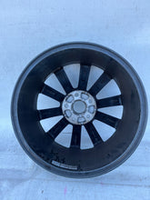 Load image into Gallery viewer, 1x Alufelge 17 Zoll 7.0&quot; 5x112 3G8071497 VW Passat B8 Rim Wheel