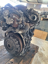 Load image into Gallery viewer, Motor Opel Renault Vivaro M9R E780 2.0 DCI 185TKm Diesel Engine Unkomplett MOT2713046112dk