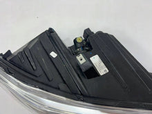 Laden Sie das Bild in den Galerie-Viewer, Frontscheinwerfer Tesla S 105357300A Rechts Scheinwerfer Headlight