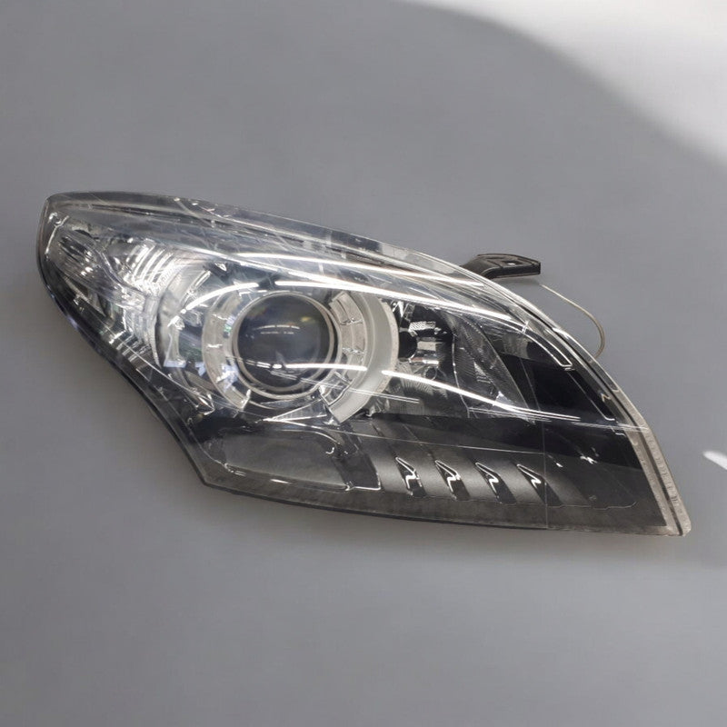 Frontscheinwerfer Renault Megane III 260102470R Rechts Scheinwerfer Headlight