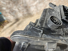 Laden Sie das Bild in den Galerie-Viewer, Frontscheinwerfer Seat Ateca 576941008F LED Rechts Scheinwerfer Headlight