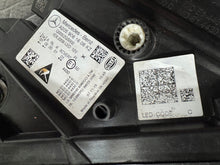Laden Sie das Bild in den Galerie-Viewer, Frontscheinwerfer Mercedes-Benz W205 A2059061606 Rechts Scheinwerfer Headlight SCH6076604610lb