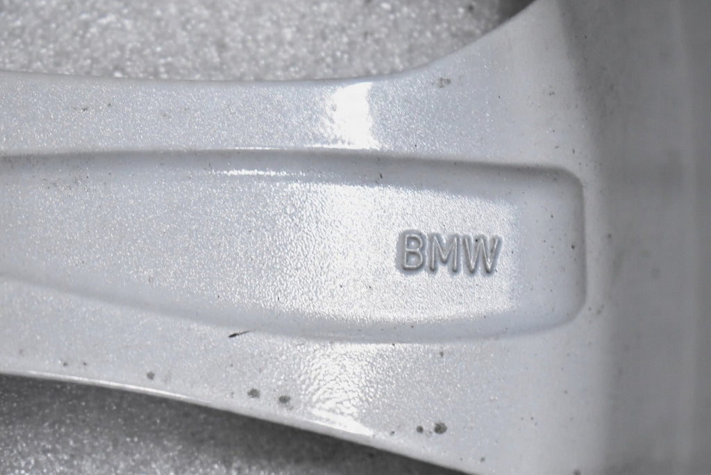 1x Alufelge 18 Zoll 7.5" 5x112 51ET Glanz Silber 6856068 BMW F39 X1 F48