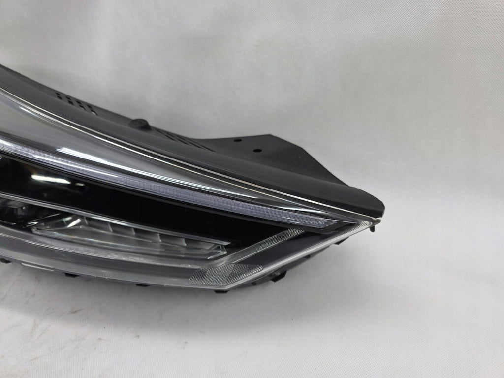 Frontscheinwerfer Hyundai Tucson SPP17760 92102D7700 Rechts Headlight SCH2307156841gg