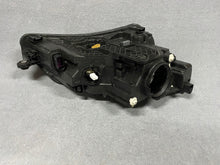 Load image into Gallery viewer, Frontscheinwerfer Skoda Superb III 3V1941015B Xenon Links Scheinwerfer Headlight