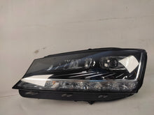 Laden Sie das Bild in den Galerie-Viewer, Frontscheinwerfer Skoda Fabia III 6V1941015F Full LED Rechts oder Links