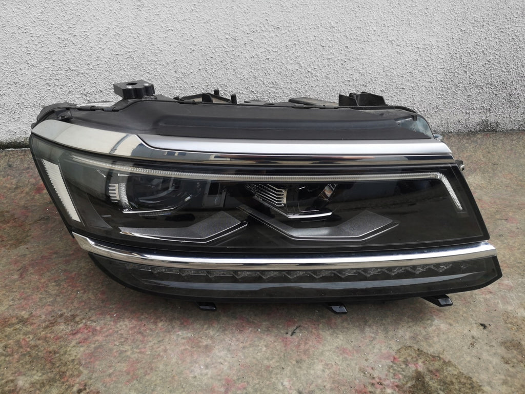 Frontscheinwerfer VW Tiguan 5NB941082B Rechts Scheinwerfer Headlight SCH8582878848ni