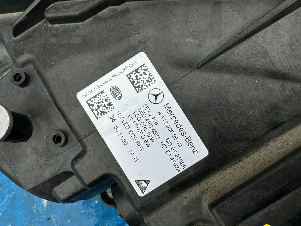 Frontscheinwerfer Mercedes-Benz Cla X118 C118 A1189062500 Links Headlight SCH8739032818cm