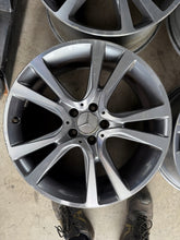 Load image into Gallery viewer, 4x Alufelge 19 Zoll 8.0" 5x112 44ET Glanz Graphit A2074011902 Mercedes-Benz L Mg FEL2379467044oy