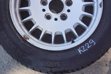 Laden Sie das Bild in den Galerie-Viewer, 1x Alufelge 15 Zoll &quot; 5x120 1124810, 165TR390CH BMW E28 E24 Rim Wheel