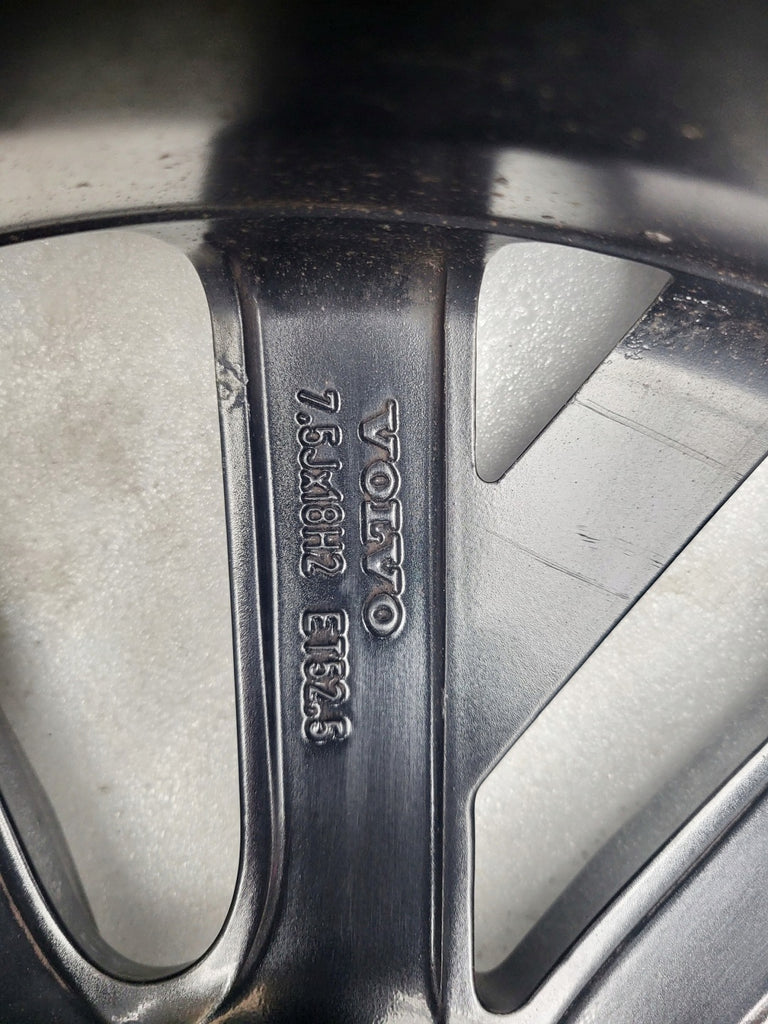 1x Alufelge 18 Zoll 7.5" 5x108 50 5ET Glanz Schwarz 31423872 Volvo V40 Rim Wheel FEL9877439031ps