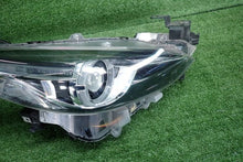 Load image into Gallery viewer, Frontscheinwerfer Mazda 3 BHR251030 Rechts Scheinwerfer Headlight SCH7796424726uk