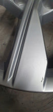 Laden Sie das Bild in den Galerie-Viewer, 1x Alufelge 17 Zoll 7.5" 5x112 38ET Glanz Silber 8W0601025EH Audi A4 Rim Wheel FEL6610928656xt