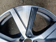 Laden Sie das Bild in den Galerie-Viewer, 1x Alufelge 19 Zoll 851K19H2N Volvo Xc40 Rim Wheel FEL7136809567qh