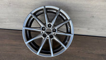 Laden Sie das Bild in den Galerie-Viewer, 1x Alufelge 17 Zoll 7.5" 5x112 30ET 6896762 BMW G30 Rim Wheel FEL4941200536ja