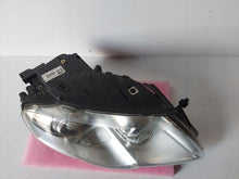 Laden Sie das Bild in den Galerie-Viewer, Frontscheinwerfer VW Passat 3C0941752K Xenon Rechts Scheinwerfer Headlight