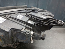 Laden Sie das Bild in den Galerie-Viewer, Frontscheinwerfer Mercedes-Benz Gle A1679066606 LED Rechts Headlight