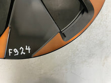 Load image into Gallery viewer, 1x Alufelge 19 Zoll 7.5" 5x112 50ET 10E601025J Cupra Born I Rim Wheel FEL3196388976ww