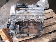 Load image into Gallery viewer, Motorblock Mercedes-Benz Vito W639 OM646 2.2 CDI 88PS Diesel Unkomplett