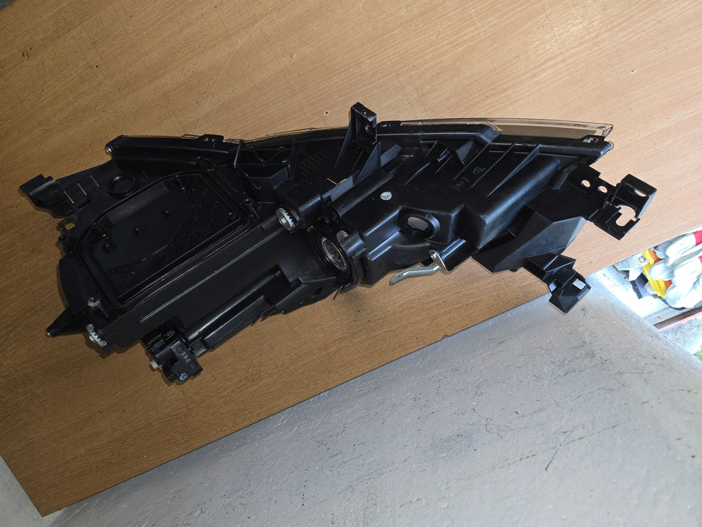 Frontscheinwerfer Mazda 6 Gh GS1F-51030 Ein Stück (Rechts oder Links) Headlight SCH9846592366rz