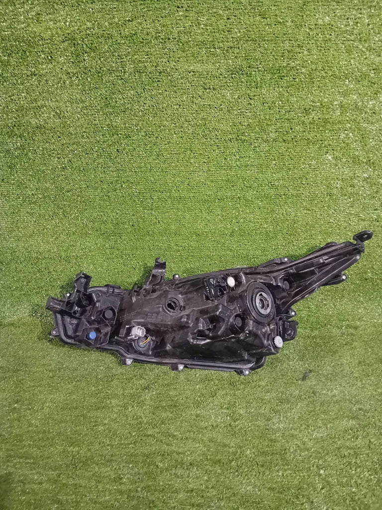 Frontscheinwerfer Toyota Corolla 81130-02T31 Rechts Scheinwerfer Headlight SCH2685096438ys