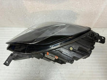 Laden Sie das Bild in den Galerie-Viewer, Frontscheinwerfer Ford Puma L1TB-13E014-GJ Rechts Scheinwerfer Headlight SCH1391011105zw