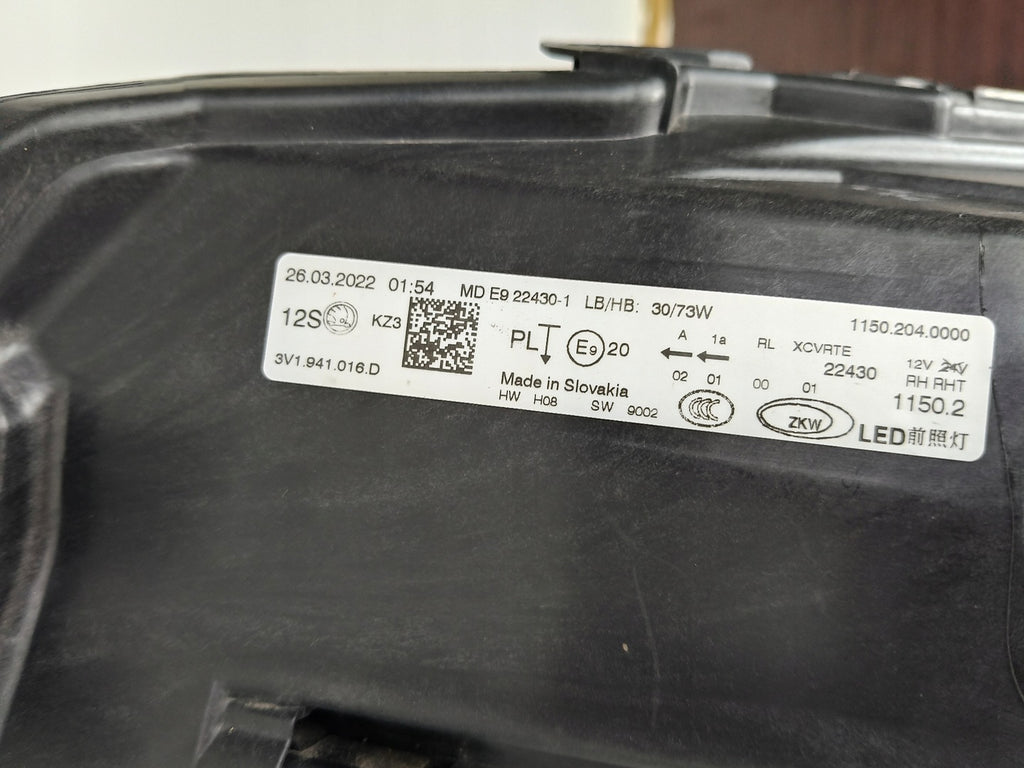 Frontscheinwerfer Skoda Superb III 3V1941016D Full LED Rechts Headlight