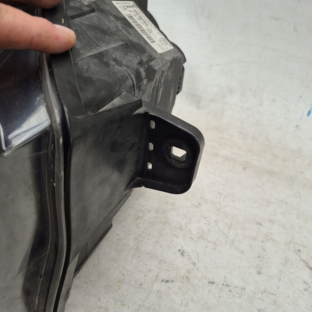 Frontscheinwerfer Renault Trafic III 260109424R Rechts Scheinwerfer Headlight SCH3801277883vi