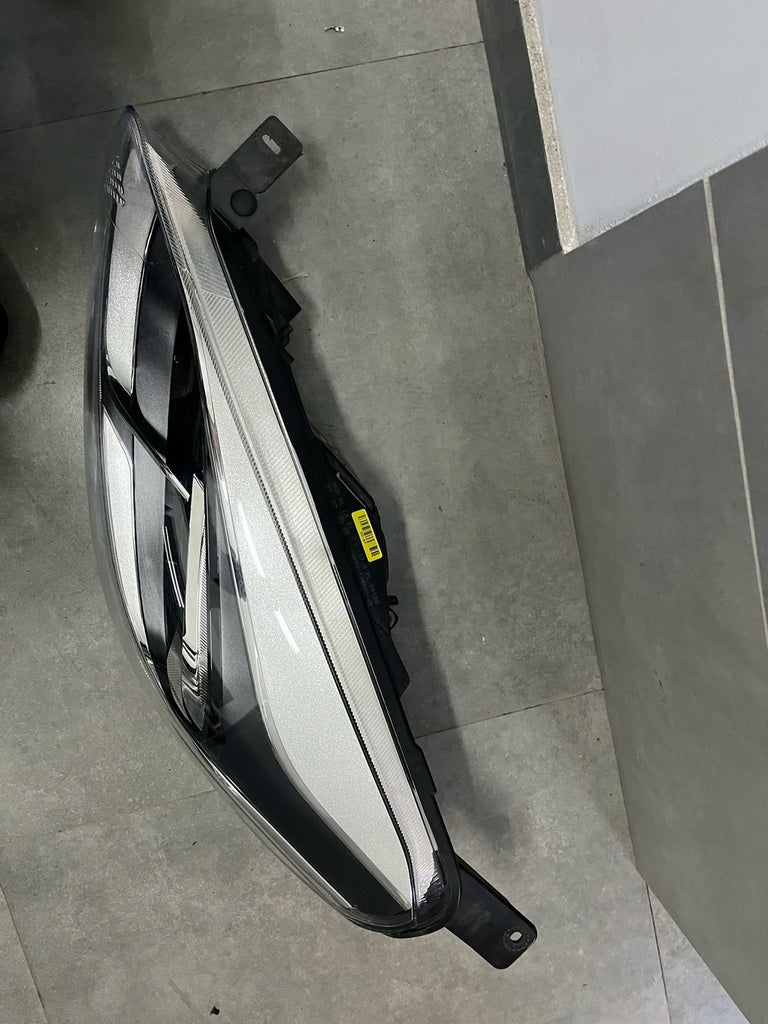 Frontscheinwerfer Ford Fiesta I H1BB13W030AD H1BB13W029AK Rechts oder Links SCH3539993525vi