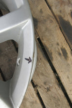 Laden Sie das Bild in den Galerie-Viewer, 1x Alufelge 17 Zoll 7.0&quot; 5x108 50ET Volvo Rim Wheel