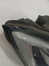 Load image into Gallery viewer, Frontscheinwerfer BMW G21 G20 8496149 63118496149 Ein Stück (Rechts oder Links)