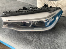 Load image into Gallery viewer, Frontscheinwerfer BMW 5 G31 G30 7439210 7439209 LED Rechts oder Links