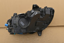 Laden Sie das Bild in den Galerie-Viewer, Frontscheinwerfer Mercedes-Benz A2069068003 Rechts Scheinwerfer Headlight SCH3861598528tm