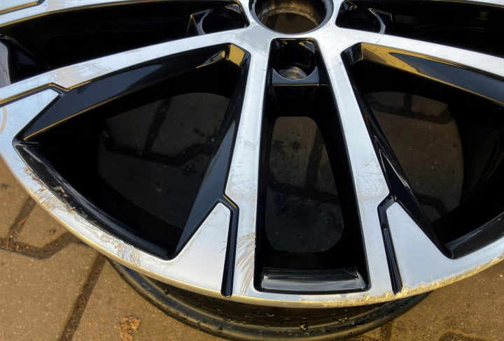 1x Alufelge 17 Zoll 7.0" 5x112 49ET 5G0601025AK VW Golf VIII Touran Jetta Vii FEL5646926697uq