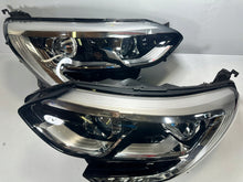 Laden Sie das Bild in den Galerie-Viewer, Frontscheinwerfer Renault Megane IV 260603157R 260102555R LED Rechts oder Links