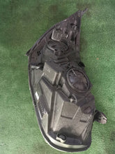 Laden Sie das Bild in den Galerie-Viewer, Frontscheinwerfer Ford Transit Custom JK21-13W030-DG Links Headlight