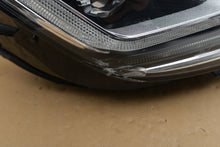 Load image into Gallery viewer, Frontscheinwerfer VW Tiguan LE18A6432 Rechts Scheinwerfer Headlight SCH8375204621ma