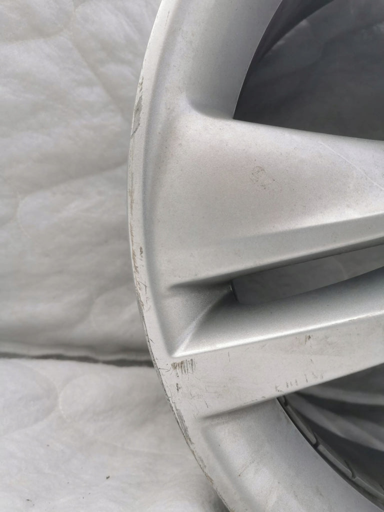 1x Alufelge 17 Zoll 7.0" 5x110 35ET 13385456- Opel Astra H Zafira Rim Wheel FEL5175287251ud