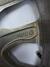 Load image into Gallery viewer, 1x Alufelge 18 Zoll 8.0" 5x112 40ET Glanz Silber 3AA601025S VW Passat B7 FEL8467342273rz