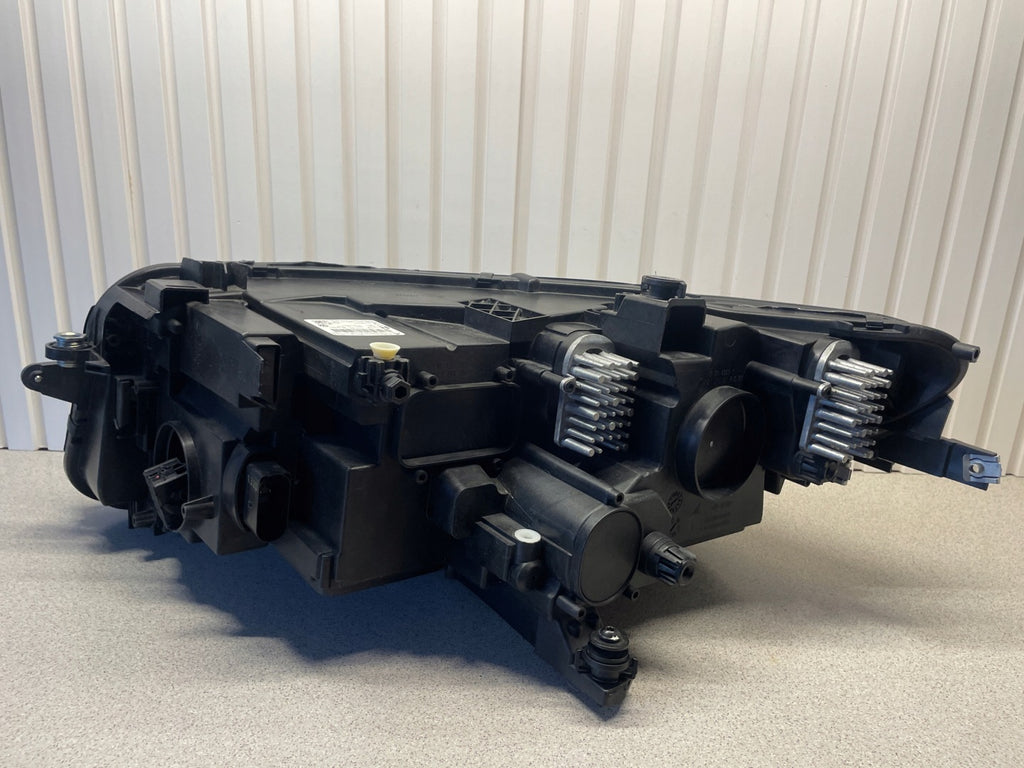 Frontscheinwerfer VW Tiguan 5NB941082C LED Ein Stück (Rechts oder Links) SCH6523090326zf