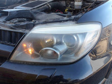 Laden Sie das Bild in den Galerie-Viewer, Frontscheinwerfer Mitsubishi Outlander I Links Scheinwerfer Headlight SCH2365986496cs