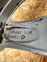 Laden Sie das Bild in den Galerie-Viewer, 1x Alufelge 16 Zoll 6.5&quot; 5x108 50ET JX7J-A1C Ford Focus Rim Wheel