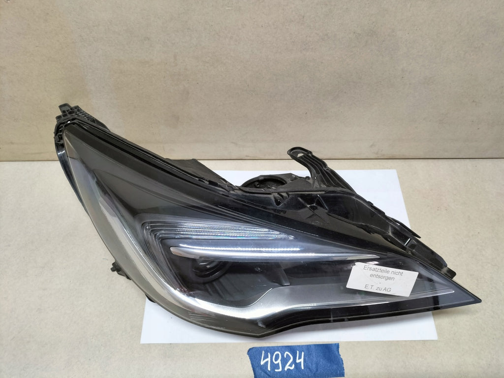 Frontscheinwerfer Opel Astra 39158006 Rechts Scheinwerfer Headlight SCH4653288414hn